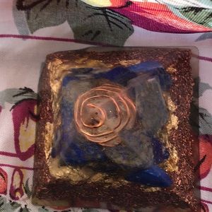 Organite pyramid lapis lazuli and clear quartz